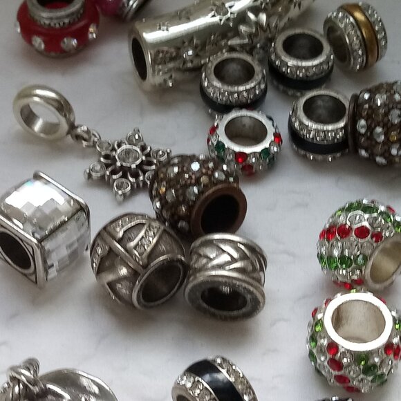 Brighton huge lot of over 40  charms beads and slider - Picture 8 of 16